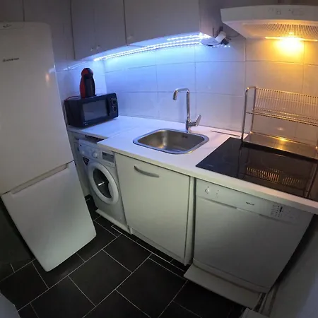 Chambre 4 Personnes 2 Lits Proche Metro 5 * Bobigny