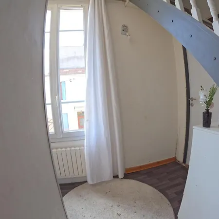 Chambre 4 Personnes 2 Lits Proche Metro 5 *